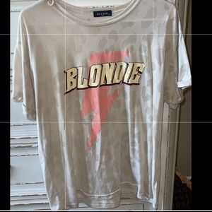 Cheetah blonde shirt